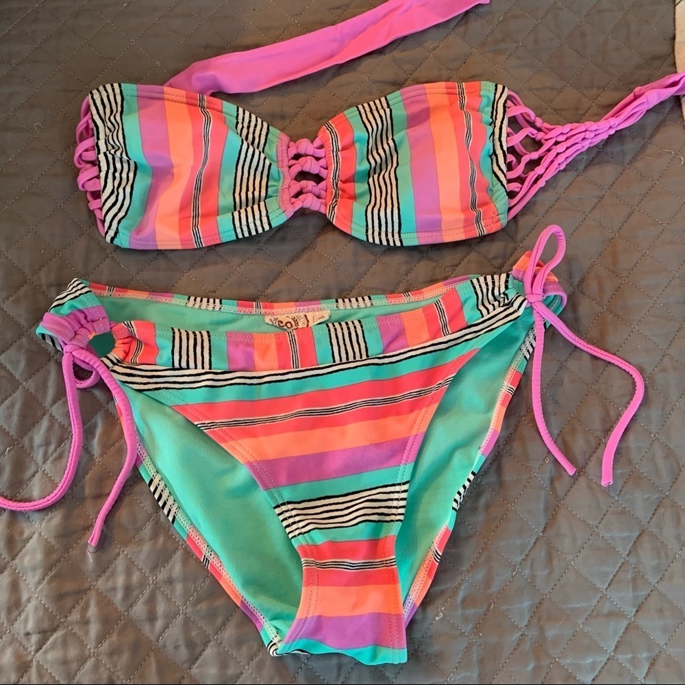 SOL 2 piece bikini 👙 set size medium